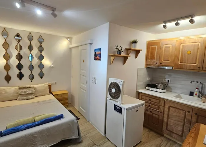 Strawberry Mykonos Mykonos Town